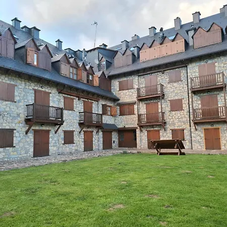 Isard Apartment